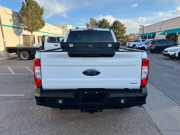 2022 Ford F-250 XL - Photo 4