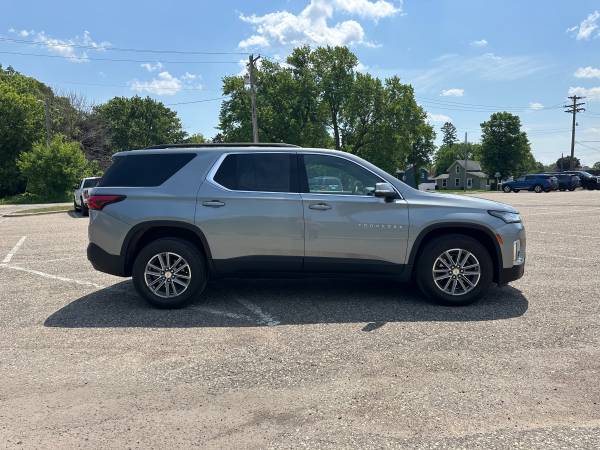 2023 Chevrolet Traverse LT - $27,995 (Farmington)63481326608641123