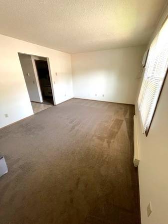 $895 / 2br - 700ft2 - 2 Bedroom Apartment for Rent – Eau Claire, WI | Available October 2025 (Eau Claire, WI)63845958480513122