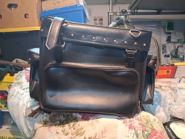 Leather motorcycle sissybar bag 1