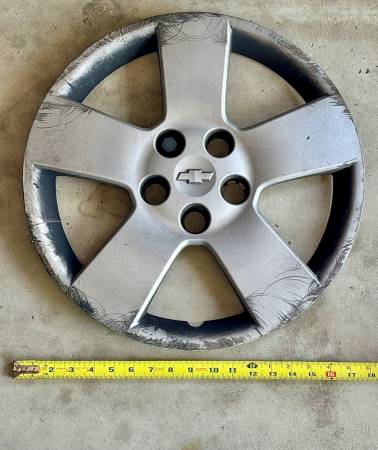 Chevrolet wheel cover 1
