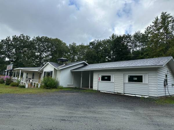 $6,500 / 3225ft2 - Fully renovated 3225 Sq Ft Space for lease at Camp Meade (Middlesex)64179951944066123