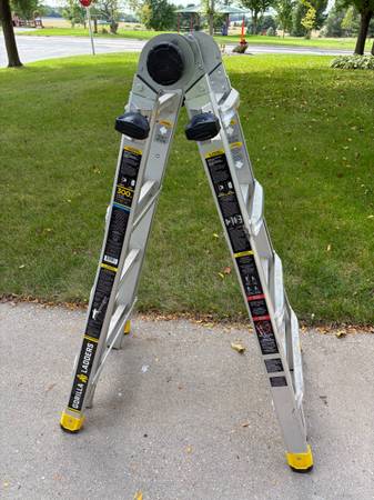 Telescoping Ladder Heavy Duty Multi-Position 14' 10" Step/Ext. Ladder 1