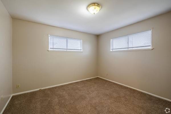 $675 / 2br - 800ft2 - Rent at Bluestem Today! Experience True Comfort! (Emporia)63978413548930122