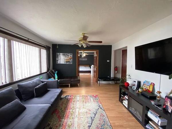 $1,700 / 3br - 750ft2 - Unit is clean, spacious, has a great backyard (Framingham)64213540125315120