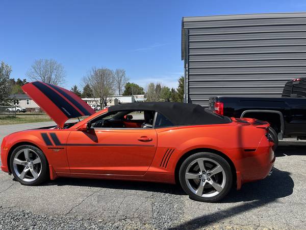 Camaro SS descapotable 2011 - $22,500 (Concord)63613482520833124