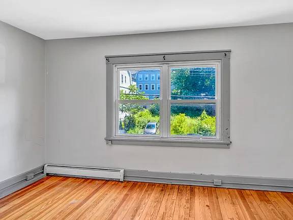 $1,300 / 3br - 1024ft2 - HOUSE FOR RENT (94 Oak St, Waterbury, CT)64010164100097121