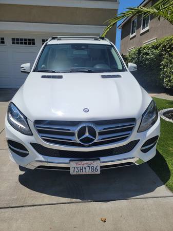 Propietario único 2016 Mercedes-Benz GLE 350 4MATIC Sport Utility 4D - $13,99563624789414275122