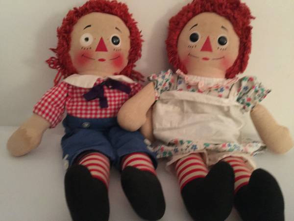 RAGGEDY ANN AND ANDY DOLLS 1
