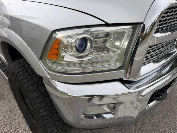 2015 RAM 2500 Crew Cab - Photo 14