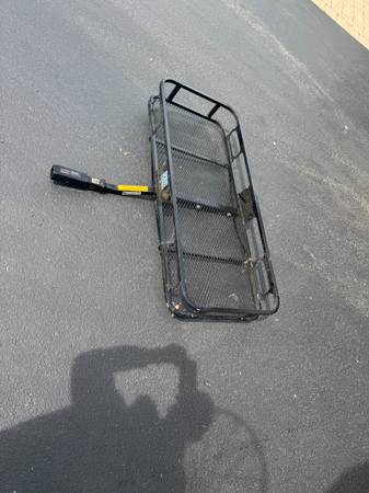 Curt Cargo Carrier 1