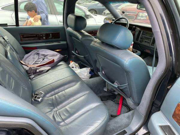 1995 Cadillac Fleetwood - $1,900 (Reston)63616569448705122