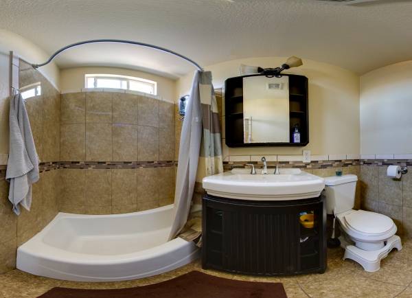 $1,000 / 1br - Hermosa casa en Lakewood63701204370561122