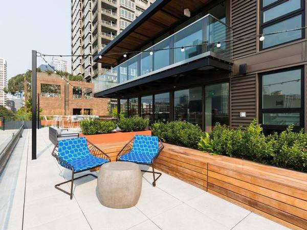 $2,129 / 1br - 644ft2 - High Ceilings, Sip, Elev8 and Engage Lounges, Extra large Closets (Beltown)63870756069505121
