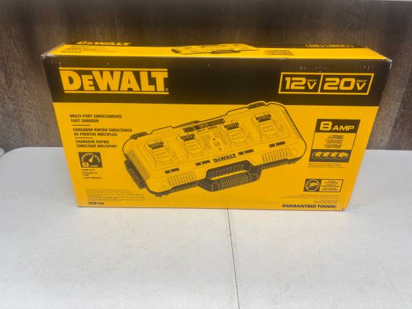Dewalt Multi-Port Simultaneous Fast Charger 1