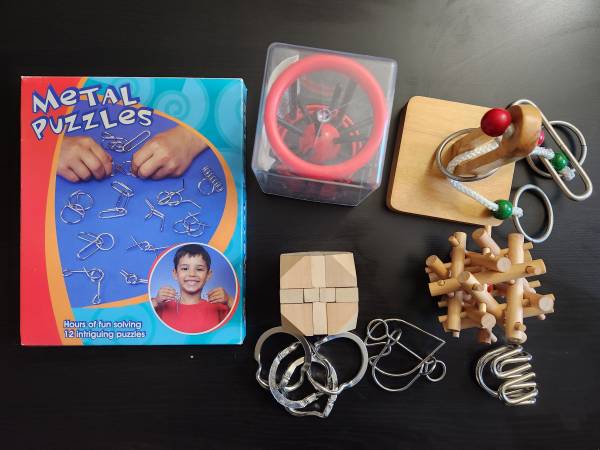 Collection of Metalic and Wodden Puzzles 1