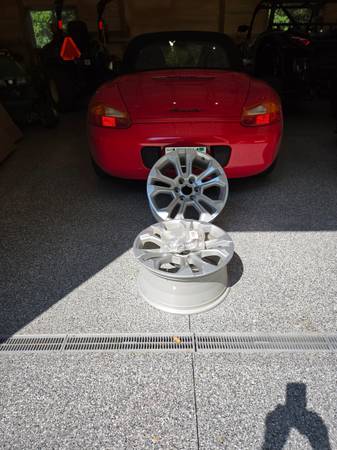 2023 Chevy Rims 20 off a 1500 PU 1