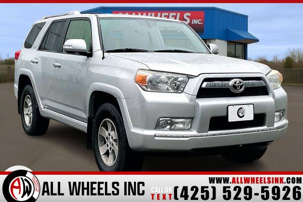 2012 Toyota 4Runner SR5 1