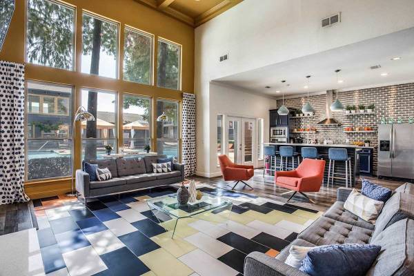 Fireplaces, Energy Efficient Appliances, Townhomes 1