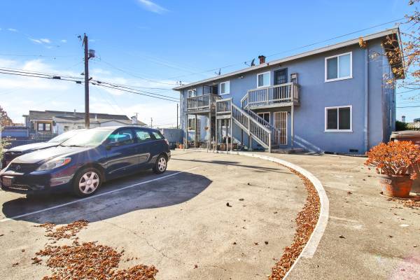 $2,724 / 2br - 900ft2 - Pet Friendly 2b/1b, newly renovated with W/D, D/W, & Parking (oakland north / temescal)64011484343554121