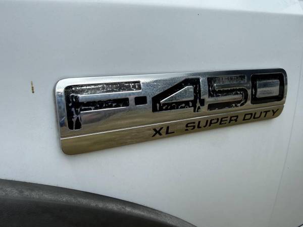 2005 Ford F-450 Super Duty - Photo 9