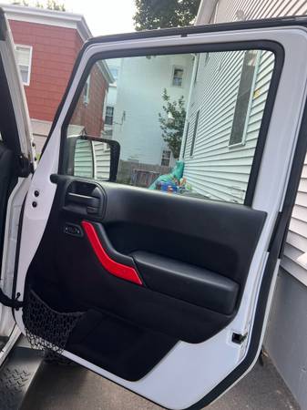 No title - $15,000 (Lawrence MA)63615252595329123