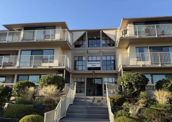 It feels good to be home! Condos in Abbotsford. 2 Beds, 2 Baths 1