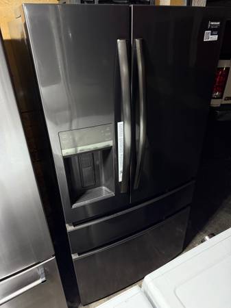 Refrigerator Black Stainless Steel 4 door 1