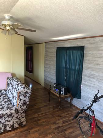 $700 / 2br - 1600ft2 - 2hab. casa prefabricada en alquiler/compartida (Cuyahoga Falls)63621918819585123