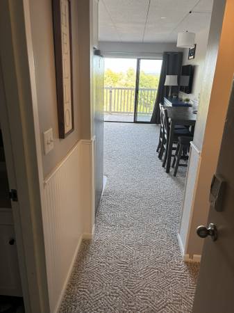 $1,200 / 496ft2 - Studio for rent in Cedar lodge complex everything included in rent (Laconia)63931520270979122