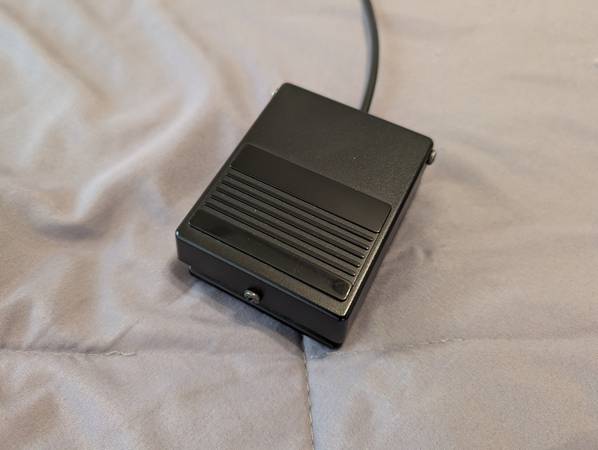 🎹 Roland FP-30 Digital Piano – Near Mint + Z Stand, Bench