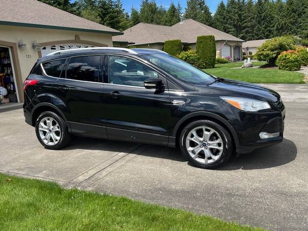 2014 Ford Escape Titanium FWD 1.6 EcoBoost - LOW MILES - $9,000 (Shelton)63654705558147121