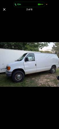 2006 Ford E250 Cargo · Van 3D 1