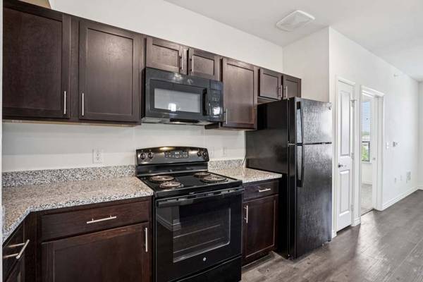 High-Speed Internet Access, 24-Hour Fitness Center, 1/BD 1/BA 1