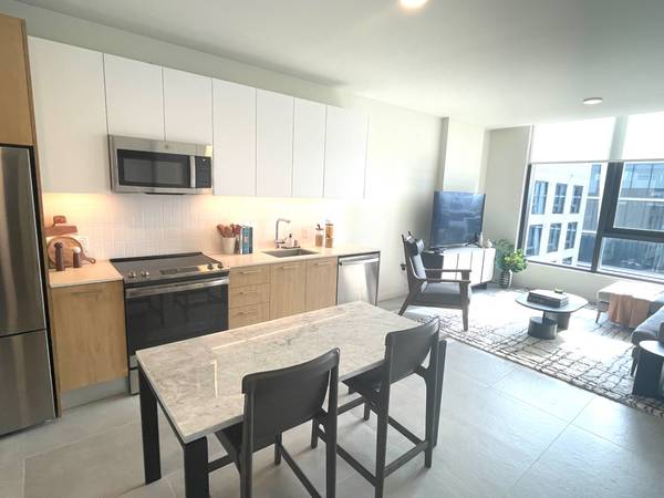 Charming 1Bed/1Bath with full amenities Fast Approval 1