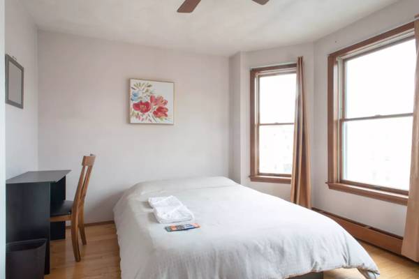 $850 / 1br - 1000ft2 - Location Location Location - Renovated rooms - INQUIRY FOR VIDEO! (Jeffries Point)63996404347138124