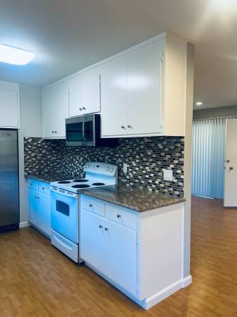 $2,695 / 2br - 1000ft2 - ******SPACIUS 2 BEDROOM 2 BATHS AVALIABLE MOVE IN READY*****#19 (lafayette / orinda / moraga)63847326109059123