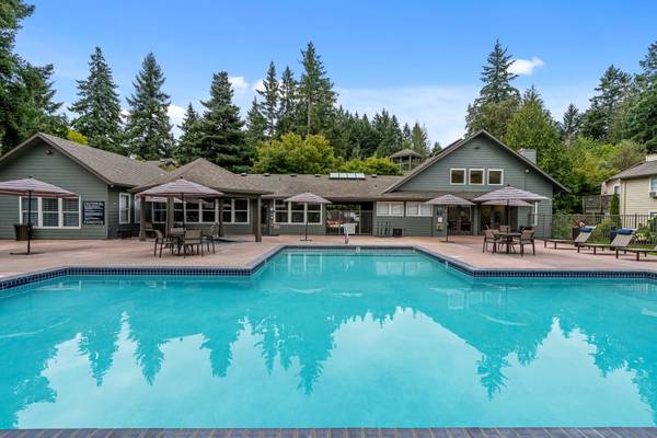 $1,750 / 1br - 755ft2 - 1BD 1BA, Private garage included, Situated in Vancouver! (2600 NE Minnehaha St, Vancouver, WA)64039223615107120