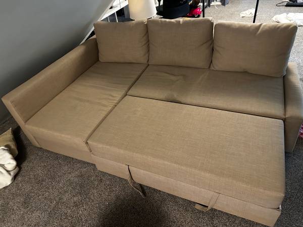 L shaped sectional sofa with pull out sleeper 1