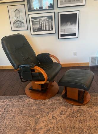 Dutailier Avantglide Leather Swivel Glider & Ottoman – Forest Green 1