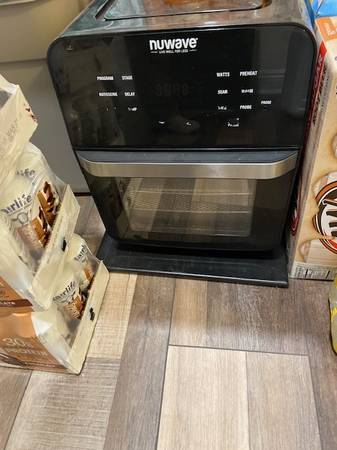 Brio NuWave Air fryer 1