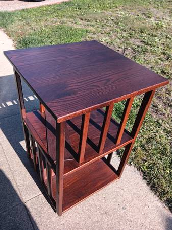 Nice wooden nightstand 1