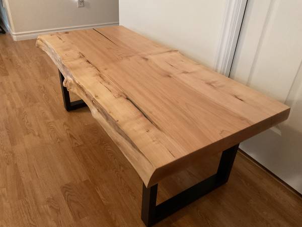 Beautiful Maple Coffee Table 1
