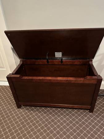 Land of Nod NURSERY ROOM wooden kid's toy chest 1