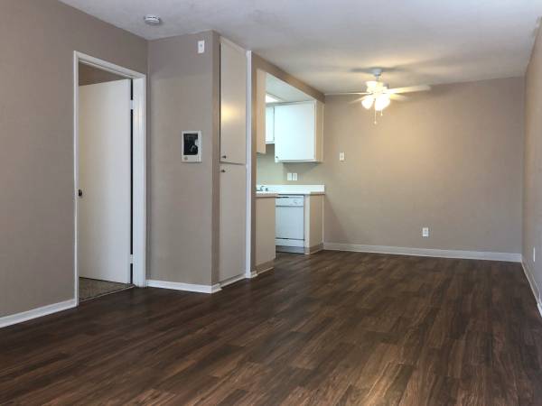 $1,645 / 1br - ¡Vuela rápido LLAMA AHORA!! Euclid Oaks! Hermoso 1x1 (San Diego)63701744167809120