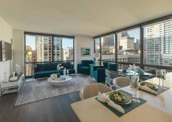 $3,745 / 2br - Downtown Two Bedroom-In unit w/d, Gym, Indoor Pool, EZ walk-The Loop (The Loop)63960013661826120