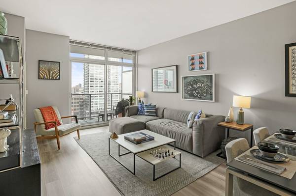 $2,390 / 1br - SPACE!!! South Loop 1 bedroom, In-unit WD, balcony, Big bedroom (South Loop)63898985606659121