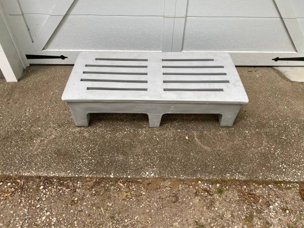 Gray Plastic Dunnage Racks - To Elevate Items Off of Ground/Floor 1