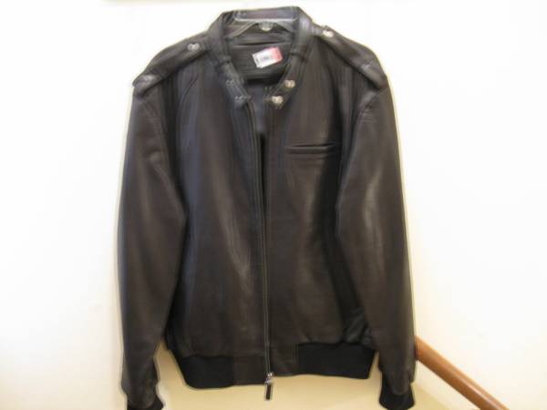 MEN'S LEATHER BOMBER JACKET 1