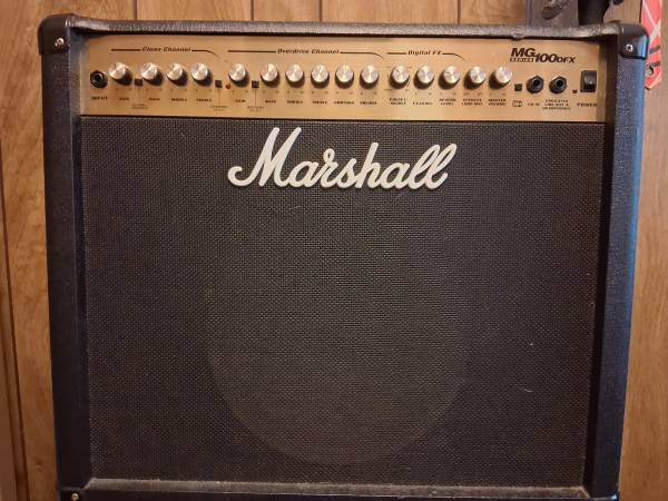Marshall MG 100 hdfx 1